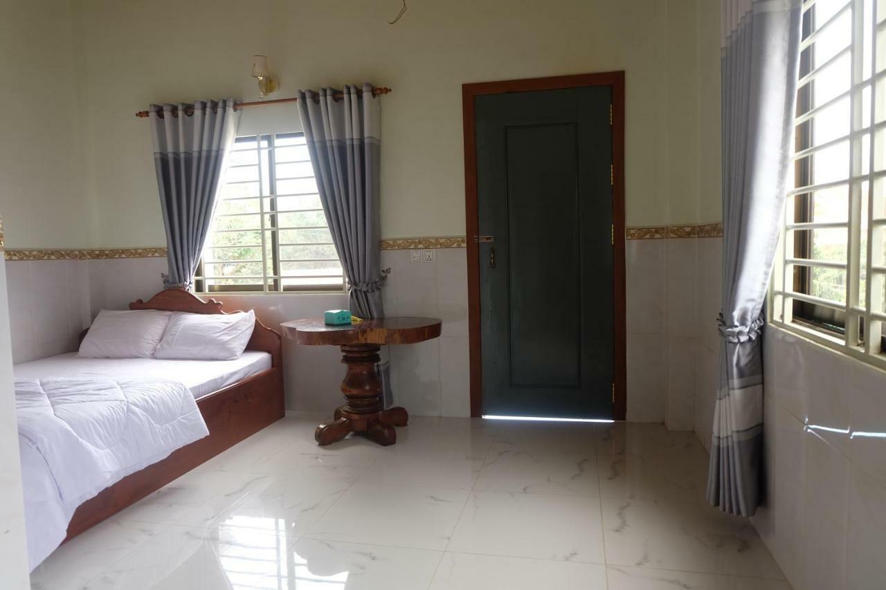 Mondulkiri Holiday Homestay 센 모노롬 외부 사진